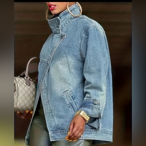 Oversized Vintage Blue Denim Jacket - Picture 4 of 7